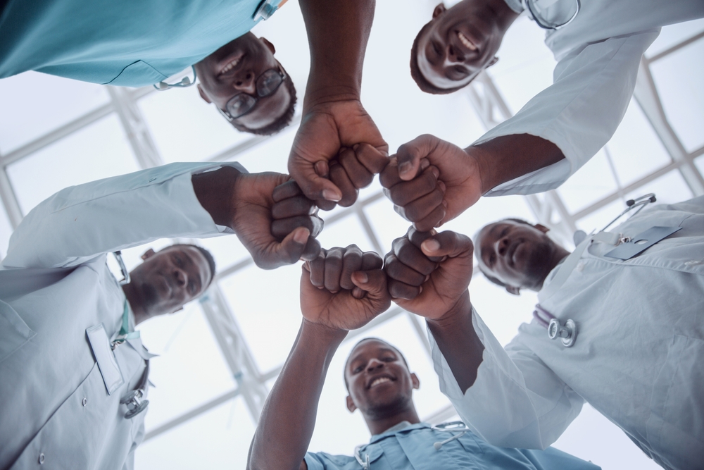 public-health-social-determinants-of-health-black-people-experience-racism-in-health-care-emergency-room-services-drug-overdose-addiction-treatment-prescription-drugs-dependence-heroin-alcohol-drug-rehab-culturally-appropriate-care